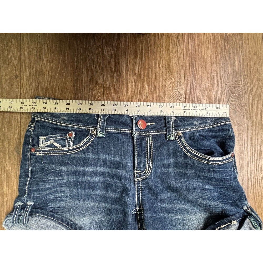 Hydraulic, Medium Wash, Women's Low-rise Jean Shorts, Size 12, Tag is frayed - Picture 5 of 6